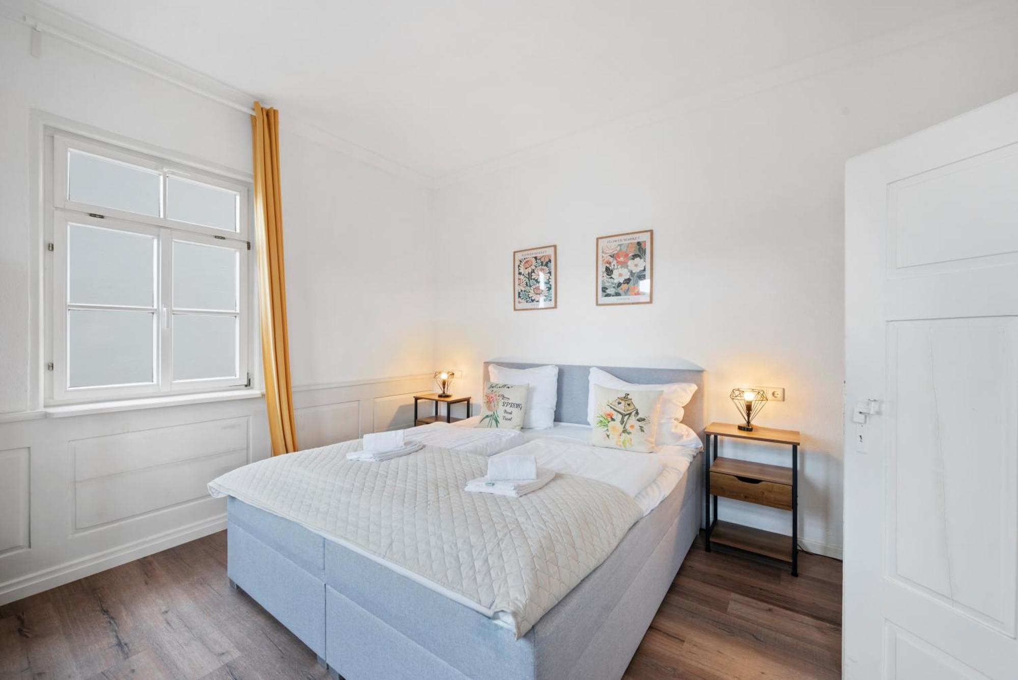 Backhome - Business&Family - Fantastische Schlosslage, Smarttv, Waschtrockner, Netflix, 50Qm, 24H Checkin - Apartment 3 Ludwigsburg Exterior foto