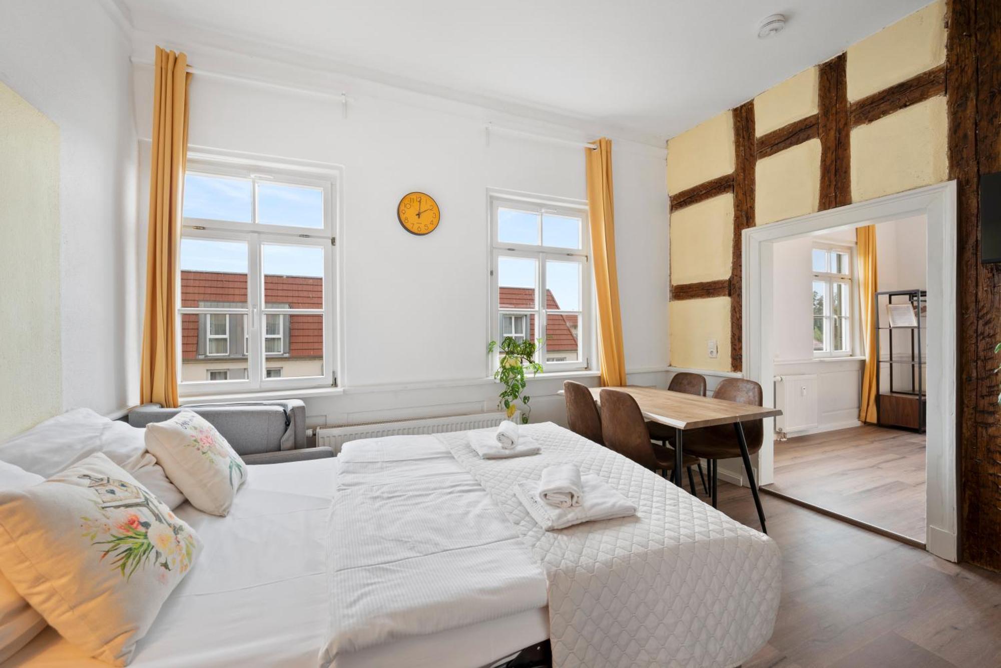 Backhome - Suite L - Parkhaus - Fantastische Schlosslage - Smarttv - Waschmaschine - Netflix - 50Qm - 24H Checkin- Apartment 3 Ludwigsburg Exterior foto